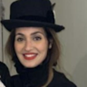 Meet your Posher, Hila